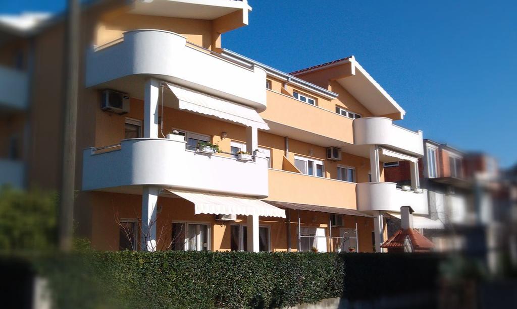 Apartment Lala With Balcony คาชเตลา ภายนอก รูปภาพ