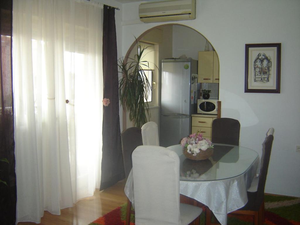 Apartment Lala With Balcony คาชเตลา ภายนอก รูปภาพ